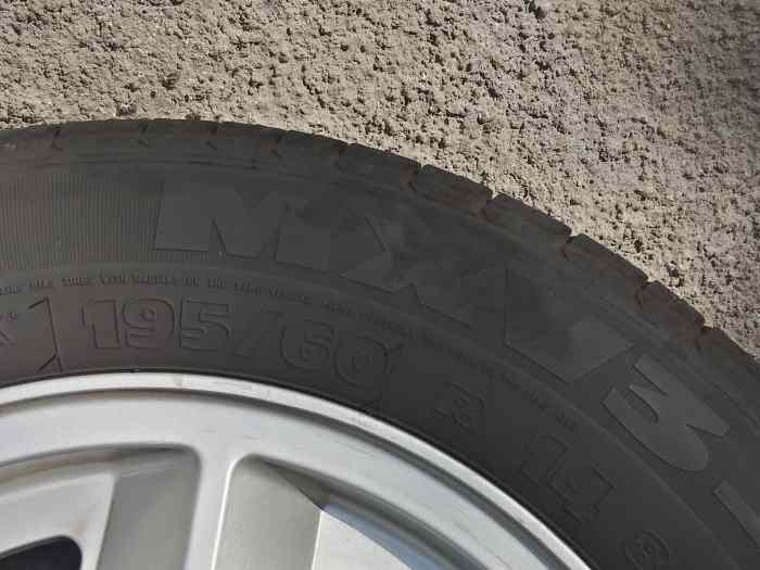 4 pneus Michelin MXV3 195 60 14