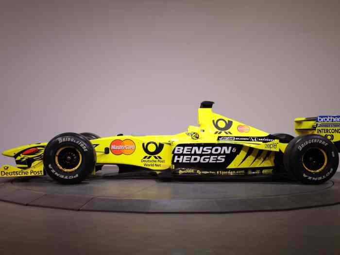 F1 Jordan EJ10 2000-2001 1