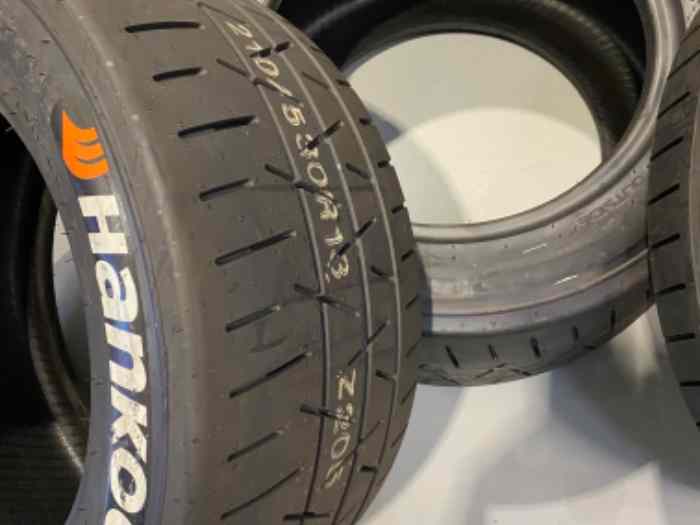 Pneus hankook z205 210/530 R13