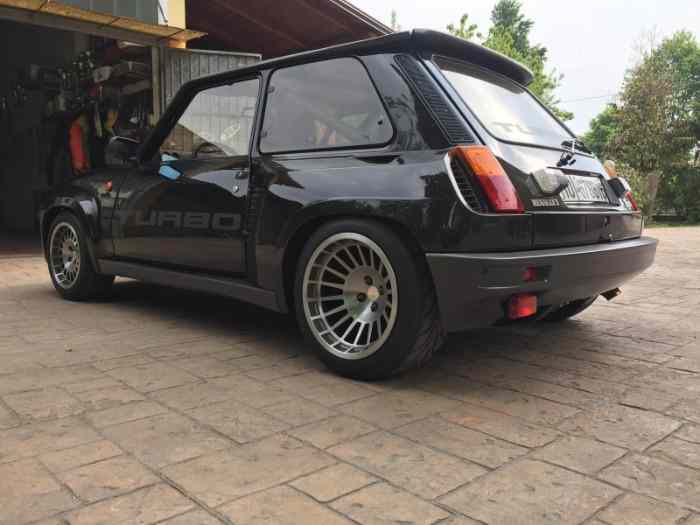 VENDO RENAULT 5 TURBO 1 1