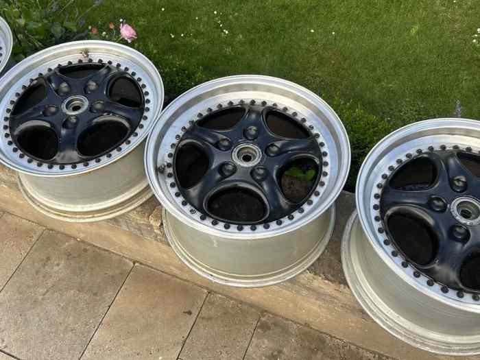 8.5 + 10 X 18 Wheels By Speedline Pors...