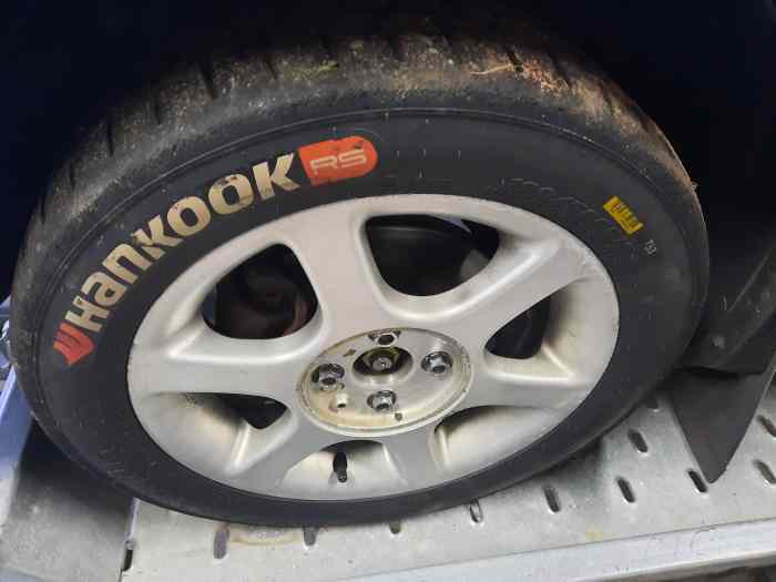 PNEUS HANKOOK 15