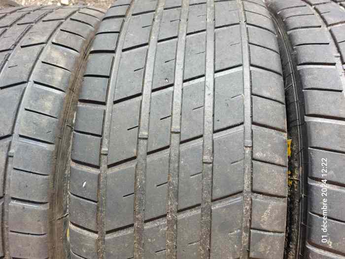 Pneus Michelin pluie 17 pouces 5