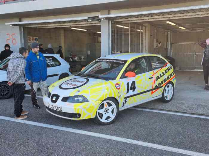 SEAT IBIZA TDI 2004 1