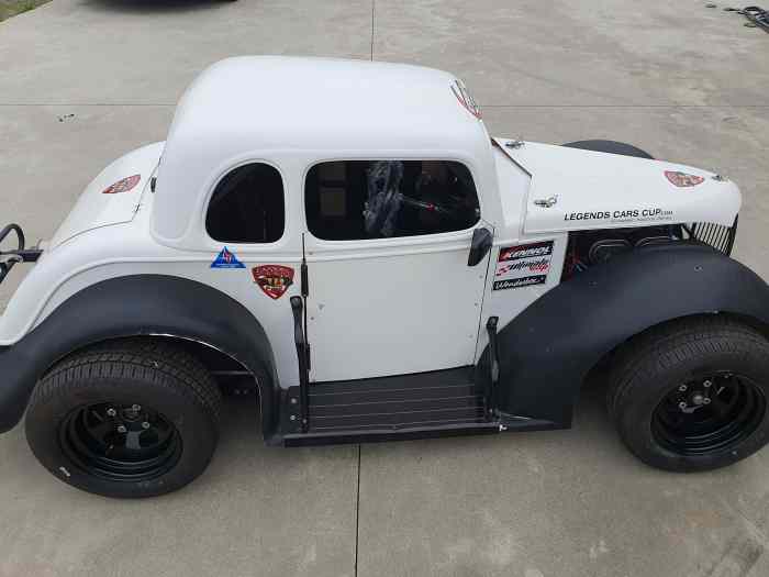 Legend car