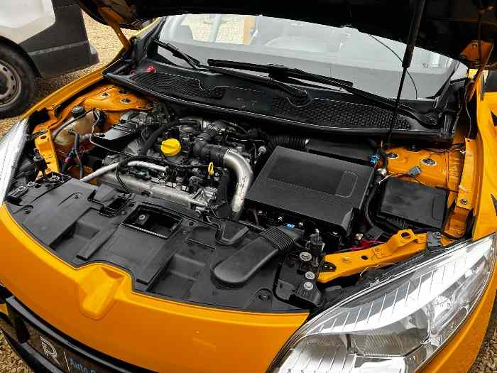 MEGANE FULL N4 2