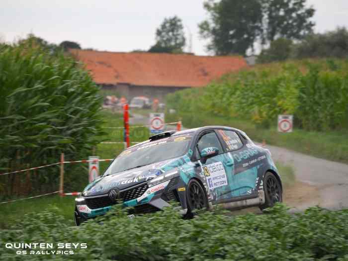 Clio RC5 Tarmac / Gravel with VIN number 1