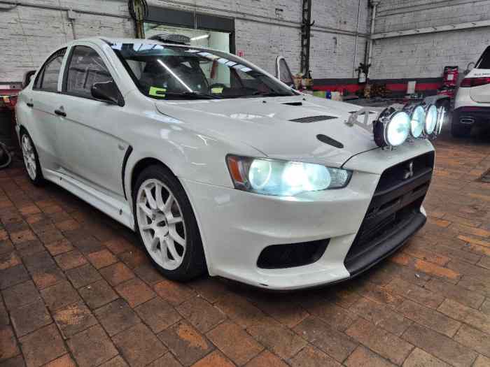 MITSUBISHI EVO X FULL R4