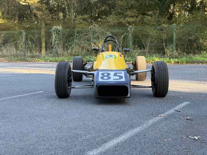 Van Diemen VD81 