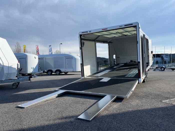 Porte voiture BRIAN JAMES TRAILER RT7 4