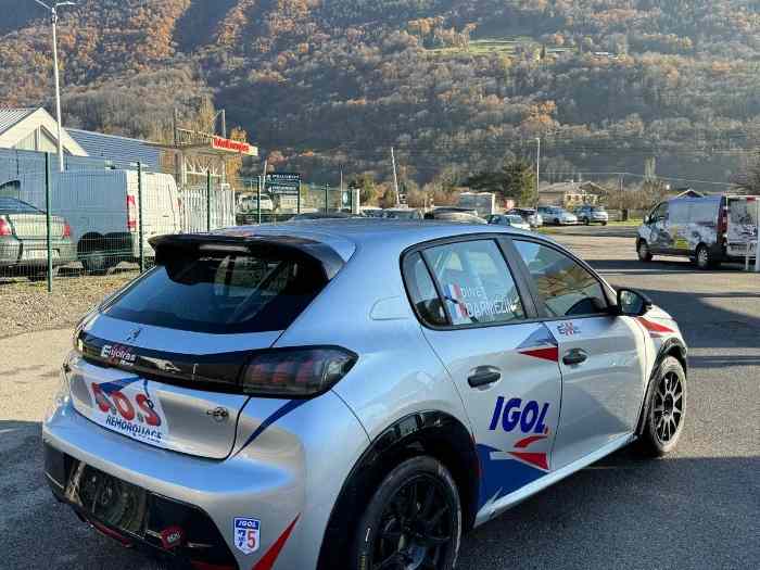 Peugeot 208 Rally4 Ex Usine 2