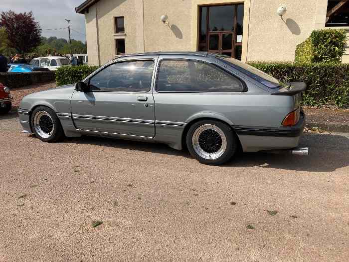 Ford sierra 2L IS