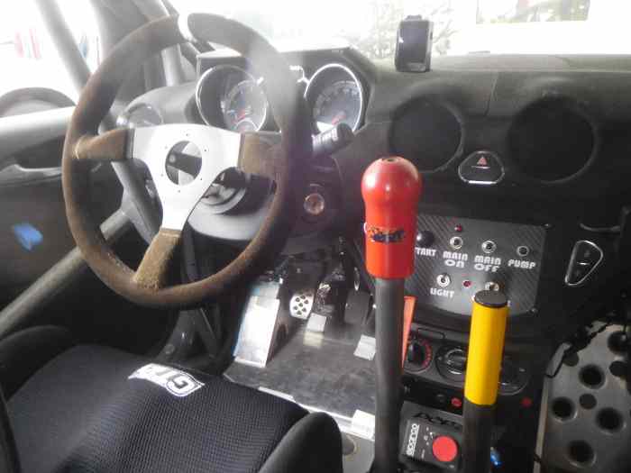 Opel Adam Cup 2014 version France FR2 3