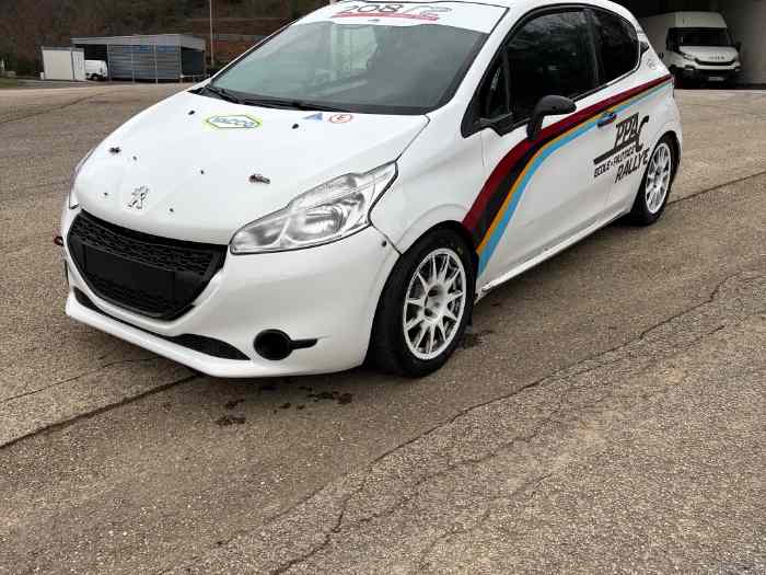 Peugeot 208R2