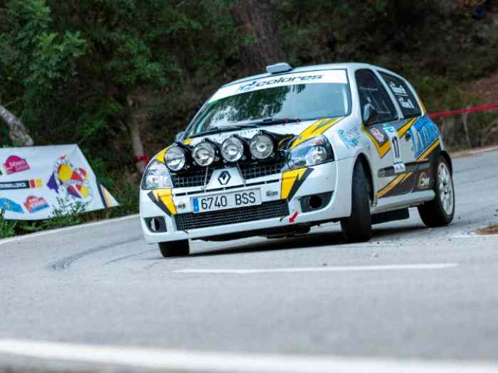 CLIO SPORT F2000 1