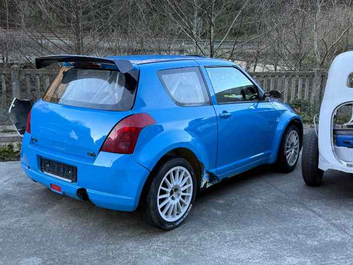 Suzuki Swift 1