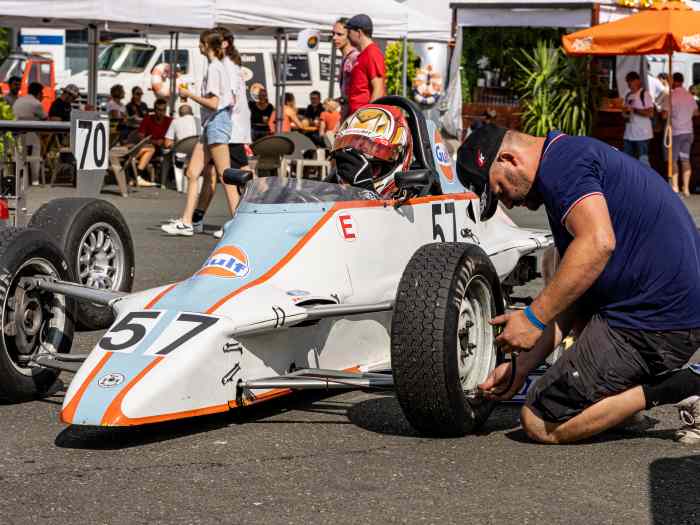 Assistance Course et Assistance sur le...