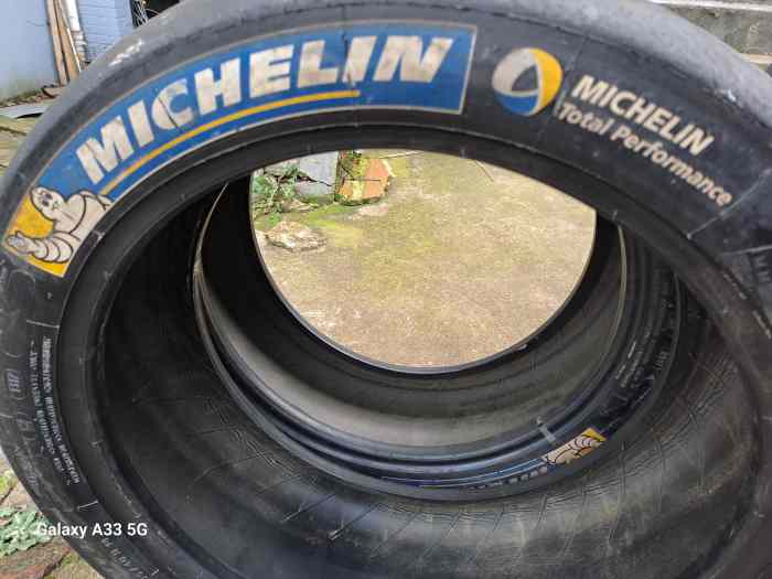 2 pneus Michelin 18 pouces 1