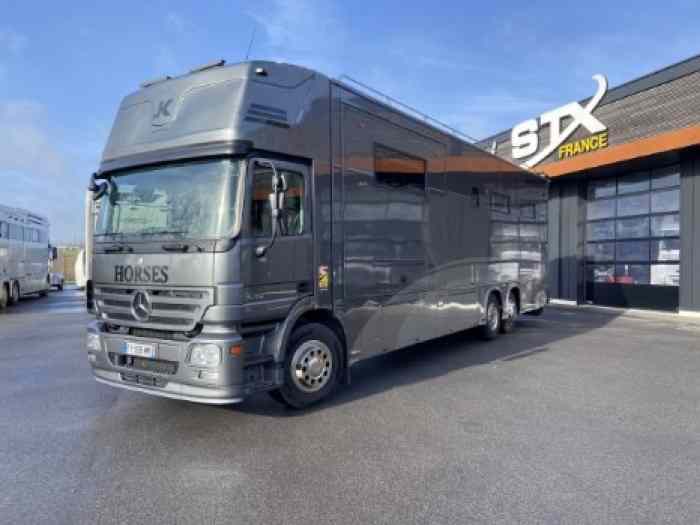 Mercedes Actros 360 JK Horsetrucks 1