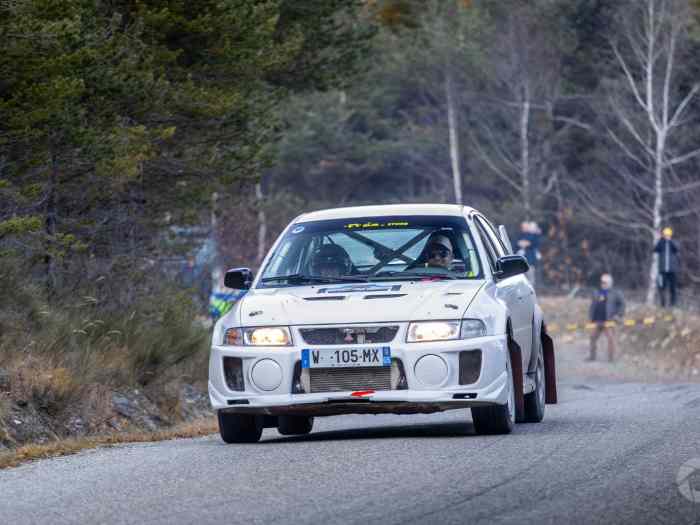 Mitsubishi lancer Evo 5 groupe n 1