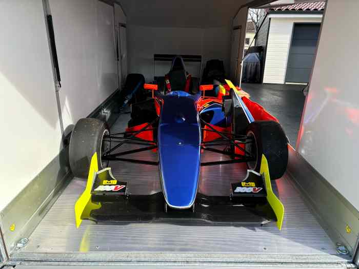 DALLARA F306 HAYABUSA