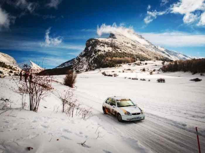 à vendre Citroen Saxo N2 1