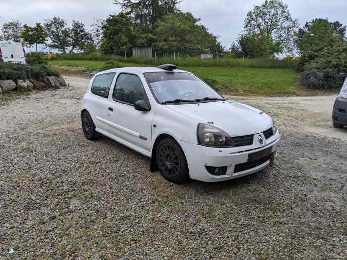 Clio 2 RS A7 (Moteur Neuf)