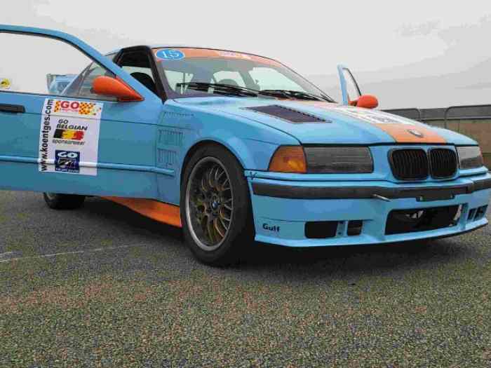 BMW 325I E36 Sedan E36 6 cyl de 1991 A...