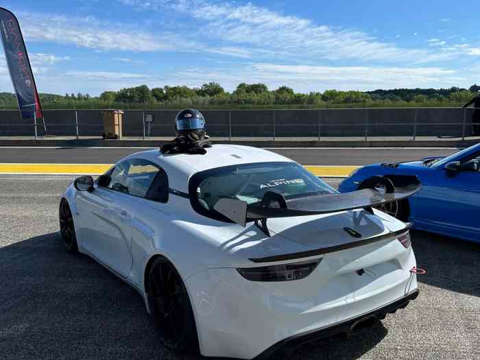 Alpine A110 GT4 2019 2