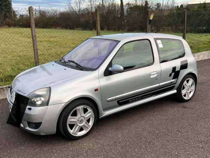 Clio 2rs 7500 a db