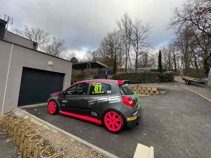 Renault clio 3 cup toutes evos 2