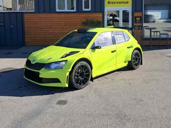 Skoda fabia r5 kit terre et asphalte