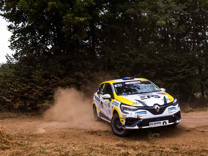 clio rally 5 rc5 trophy ralkye terre 1