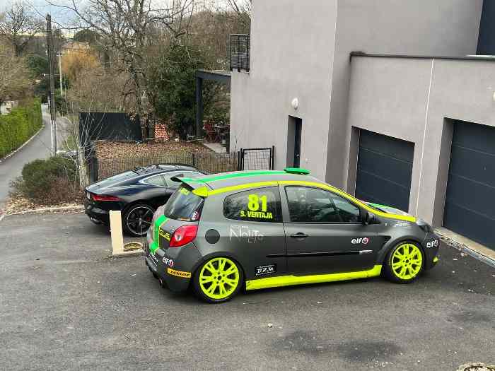 Renault clio 3 cup toutes evos 1