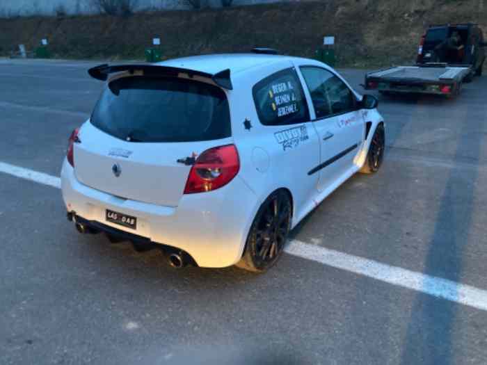 A vendre Clio Cup 2