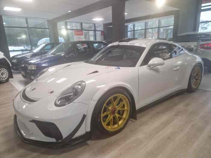 Porsche 911 - 991.2 gt3 cup rally 4.0 año 2018 1