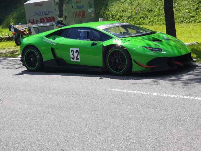 Lamborghini Huracan ST course de côte 1