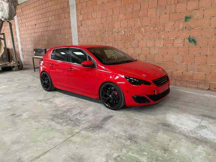 PEUGEOT 308 GTI 1.6 TB . RACING START