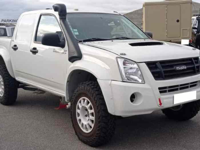 Isuzu Dmax préparé course (ex-Shinozuk...